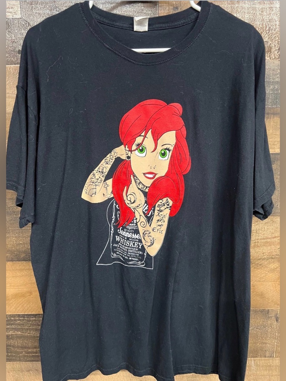 EUC Badass Tattooed Pierced ARIEL The Little Mermaid Black T shirt XL Extra Lrg
